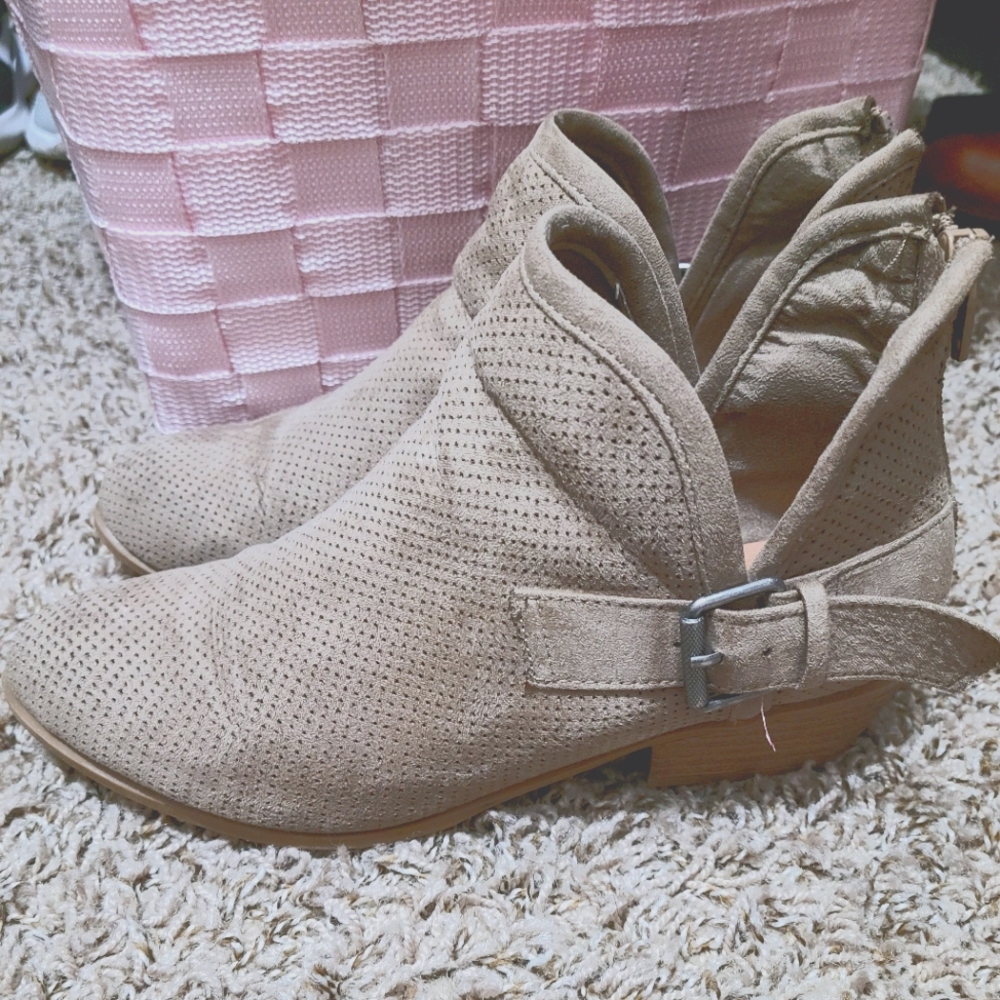 Jadore Booties